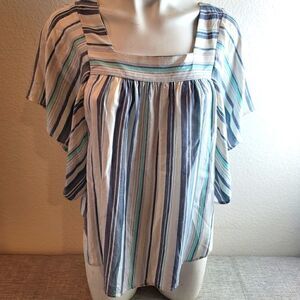 🎄5/$25🎄BEACH LUNCH LOUNGE Square Neckline Blouse